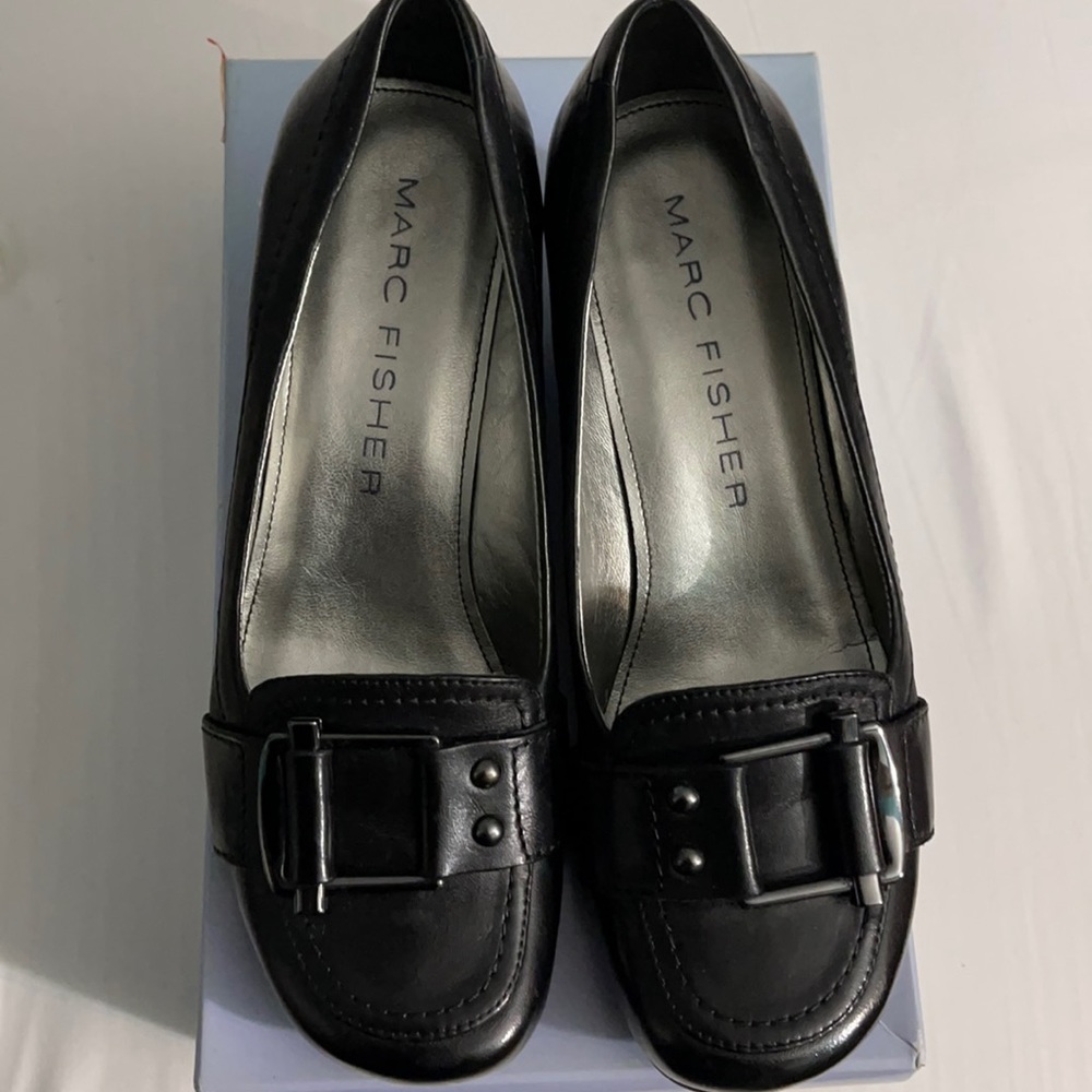 Size 7 Black Marc Fisher Atlas